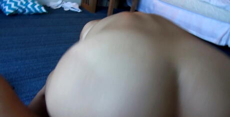 Sexy american Lucy Lei in sexy undies take big dick in hairy beaver 